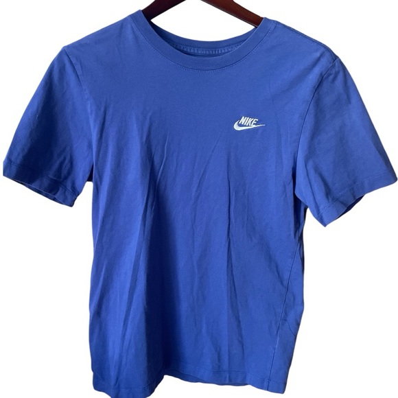 Nike Other - ⚡️ (NWOT) The Nike Tee Short Sleeve Shirt ~ Size S  ⚡️